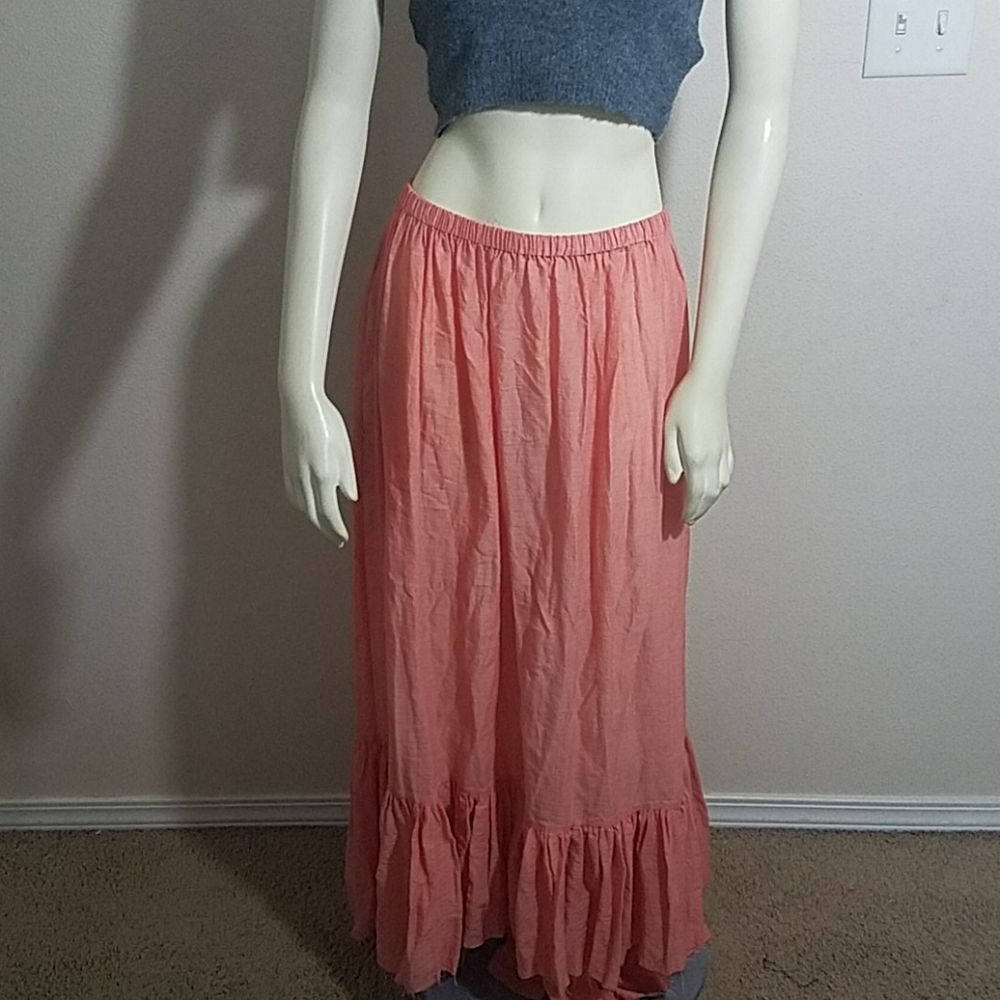 Lisa Marie Fernandez skirt